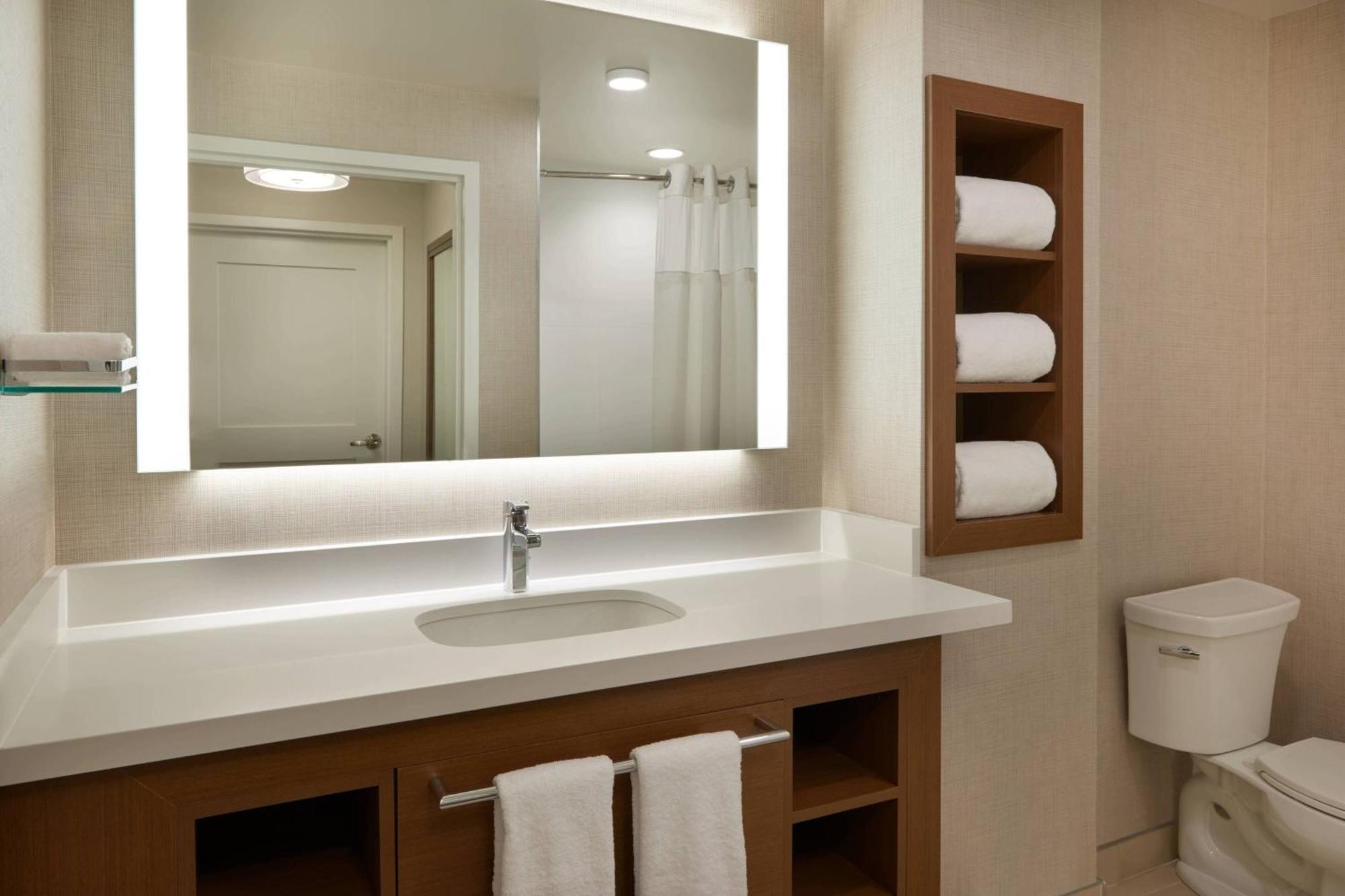 Residence Inn By Marriott Toronto Mississauga Southwest Exterior foto